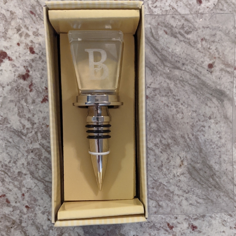 NEW Cypress Home Wine Stopper Monogram B Silver Box Gift Idea Acrylic